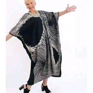 Sylca Paint Stroke Shibori Turbulence Sky Caftan Black Tan One Size Lightweight